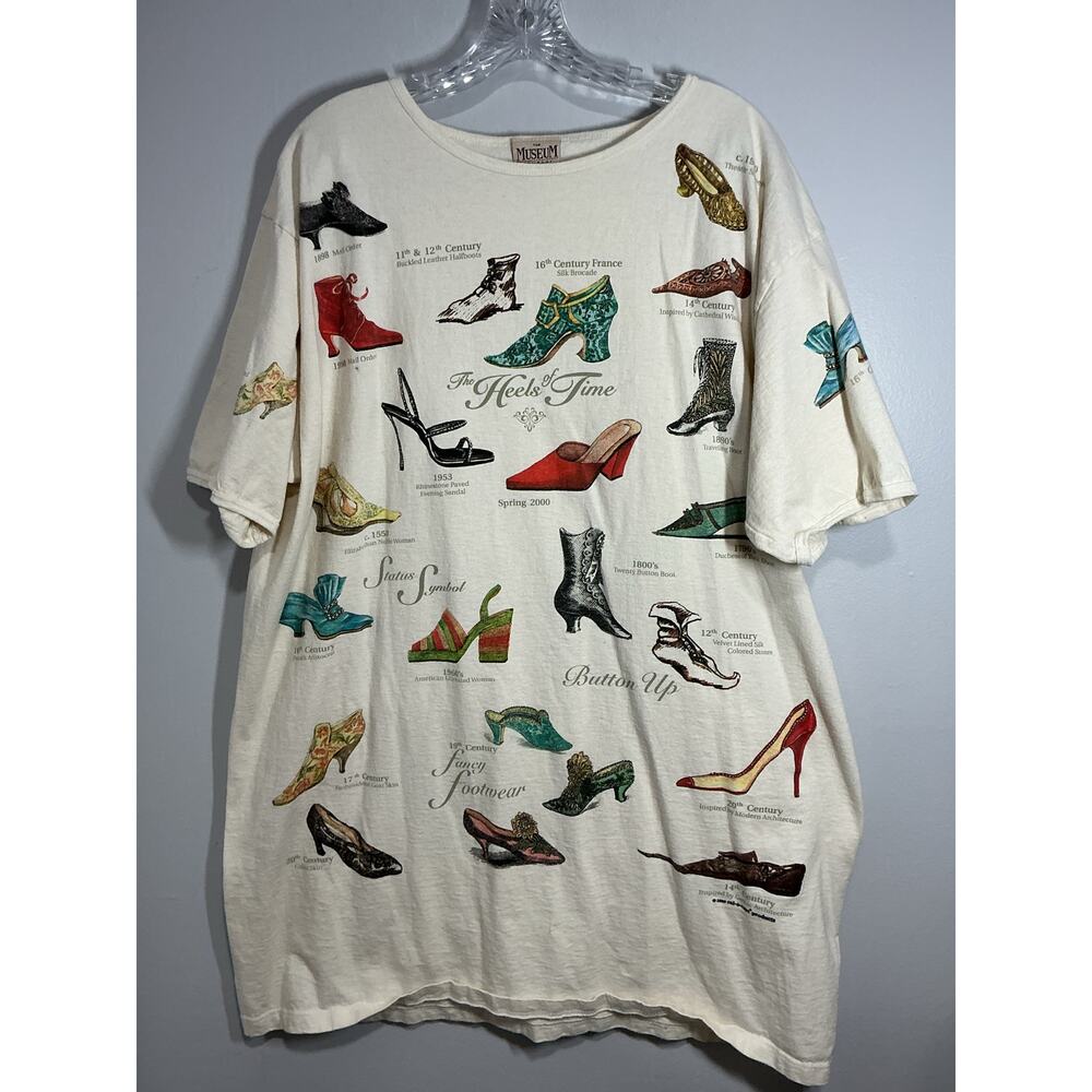 VINTAGE The Museum Company Heels of time Long Tshirt OSFM
